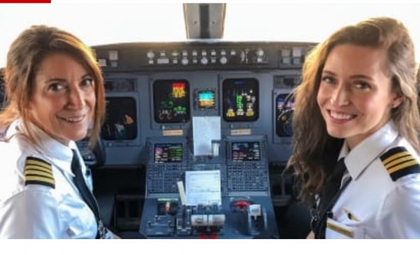  Viral, Ibu dan Putrinya Berpasangan Menerbangkan Pesawat