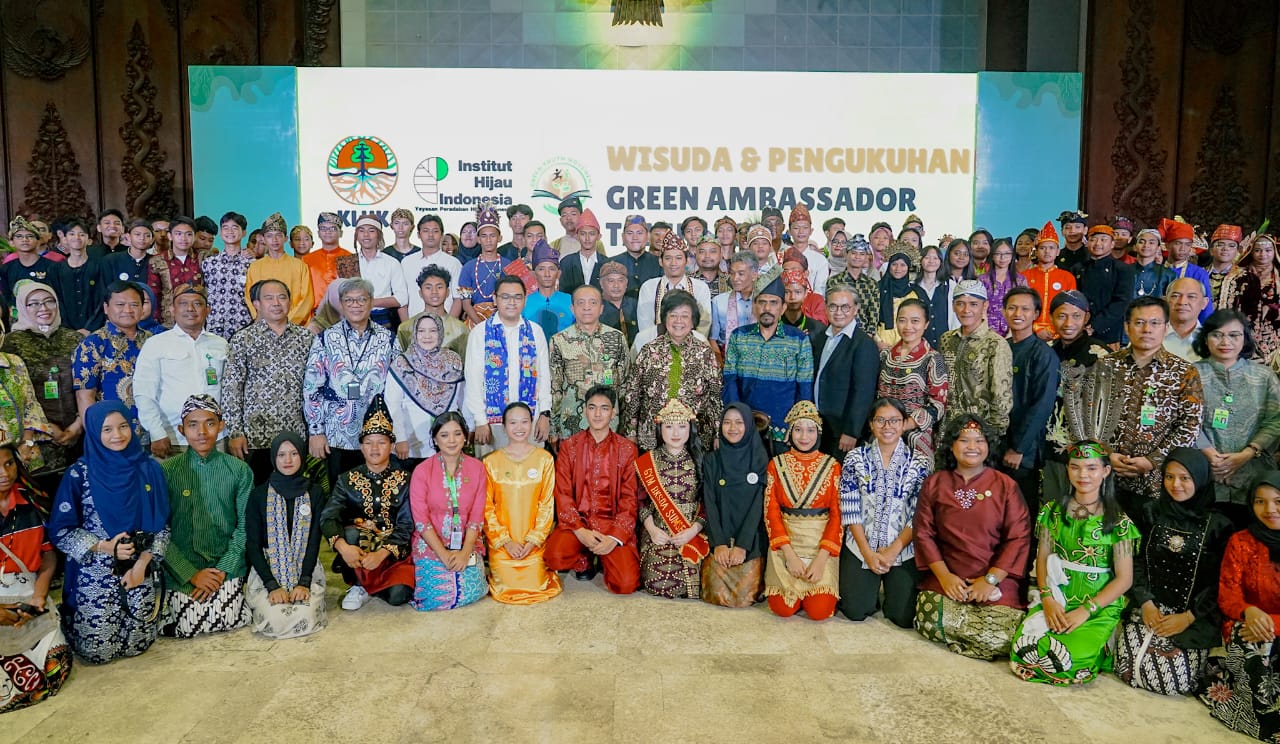 Komitmen Majukan Pendidikan Lingkungan Hidup, Menteri LHK Kukuhkan Green Ambassador Tahun 2023